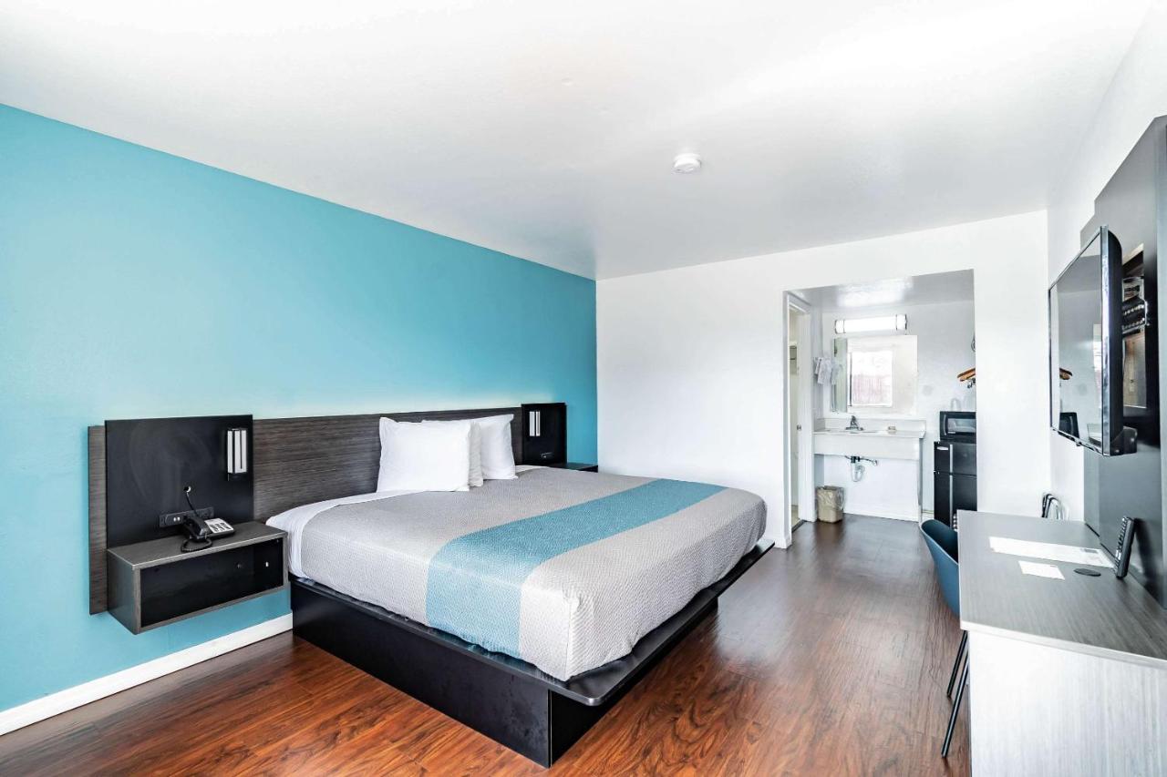 Motel 6 Tampa Near Fairgrounds - Casino Luaran gambar