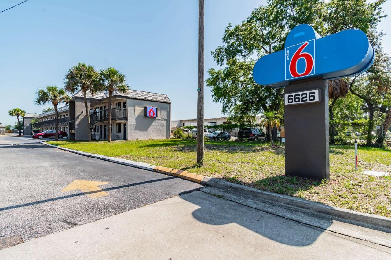 Motel 6 Tampa Near Fairgrounds - Casino Luaran gambar
